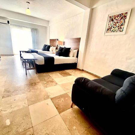 Hotel Suites Mar Elena (Adults Only) Пуэрто-Вальярта Экстерьер фото