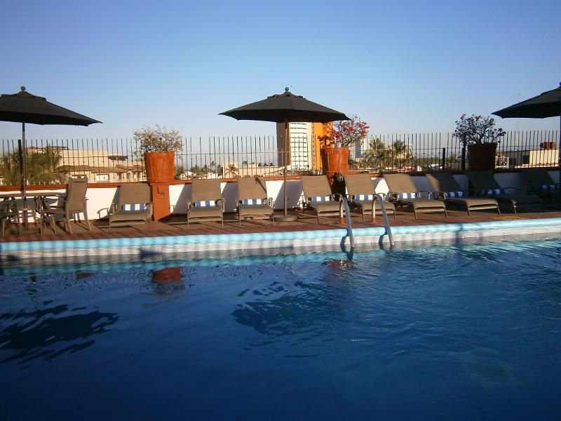 Hotel Suites Mar Elena (Adults Only) Пуэрто-Вальярта Экстерьер фото